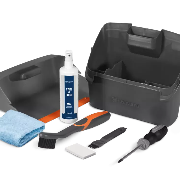 PUHDISTUSSARJA, PUHDISTUSAINE, -LIINA JA RUUVIMEISSELI - Robottileikkureiden lisävarusteet, terät - 590855101 - 1